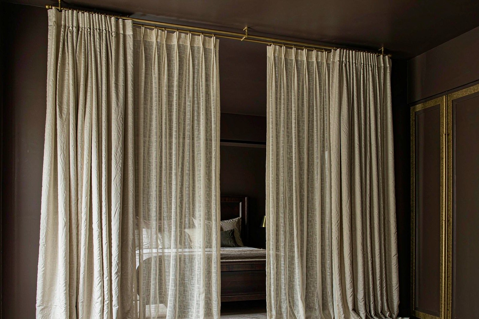Curtains & Rugs