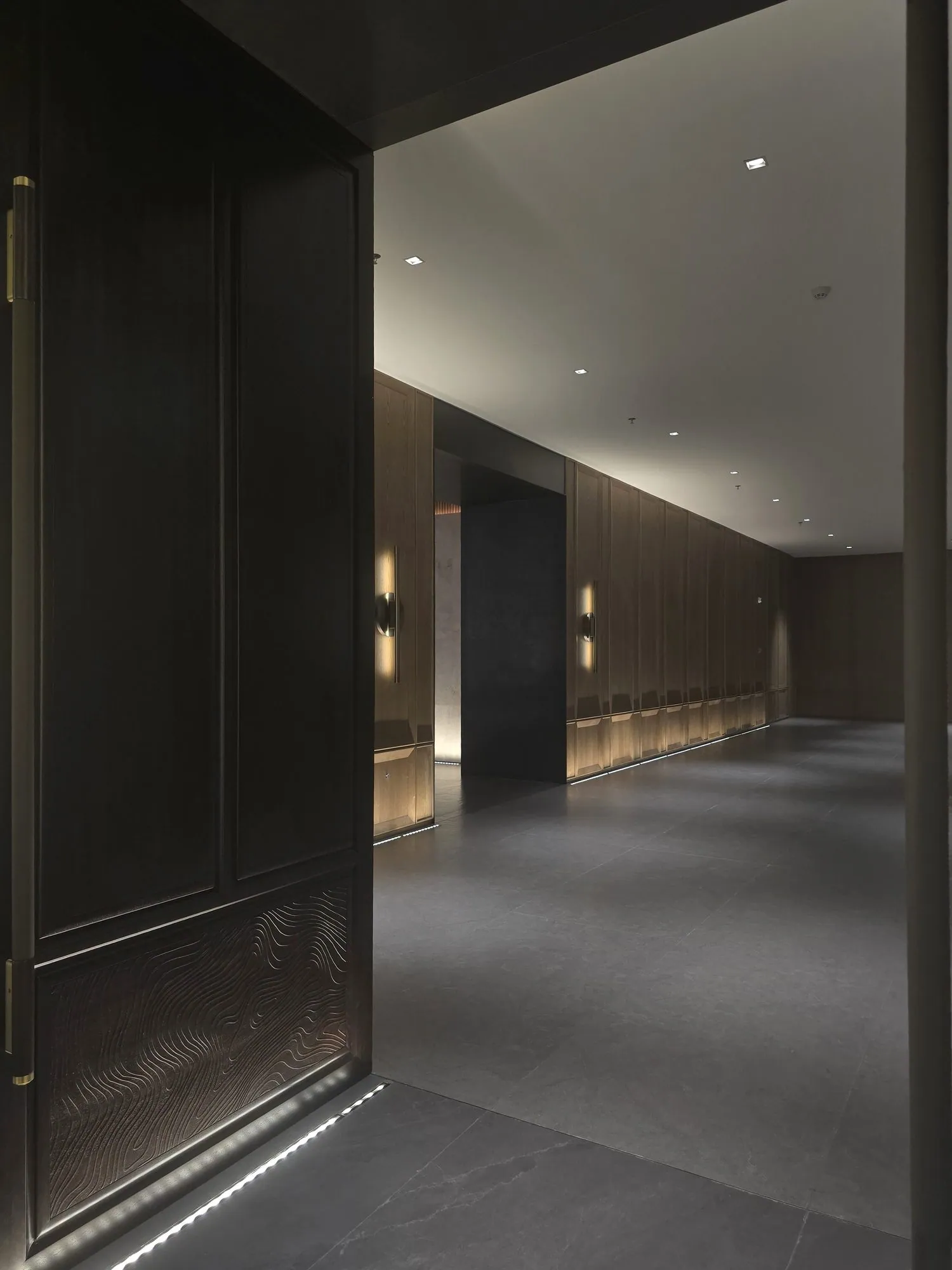 Wall Paneling & Ceilings