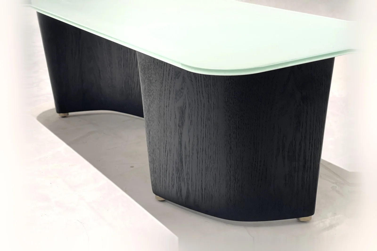 Coffee & Side Tables